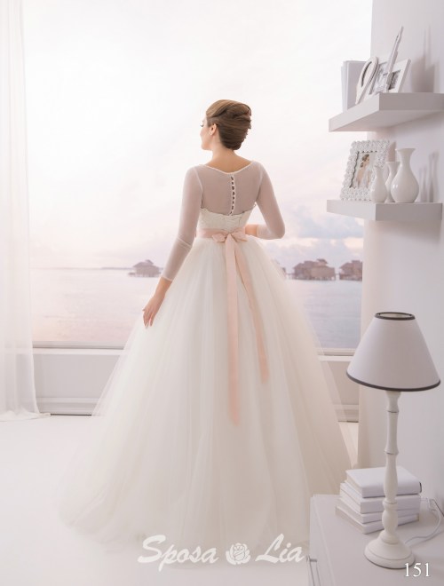 https://www.sposa-lia.com/images/stories/virtuemart/product/151 (3).jpg